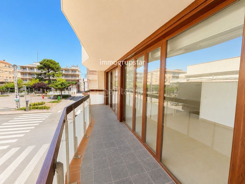 Foto 4bc62491-b09a-4fc9-bbae-0293179c1d34. Local comercial a orient 10 a Platja Gran Palamós
