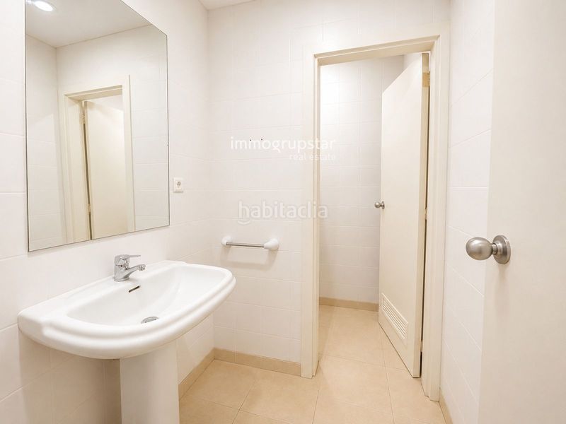 Foto 94cd63a6-ab13-4954-a882-34cb907e6731. Local comercial a orient 10 a Platja Gran Palamós