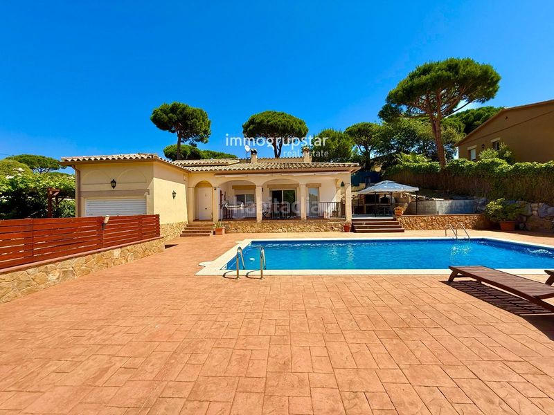 Foto 6a6234fb-d51b-41b9-a06e-fbd4f9bc8abb. Xalet amb calefacció aparcament piscina a Cabanyes-Mas Ambrós-Mas Pallí Calonge