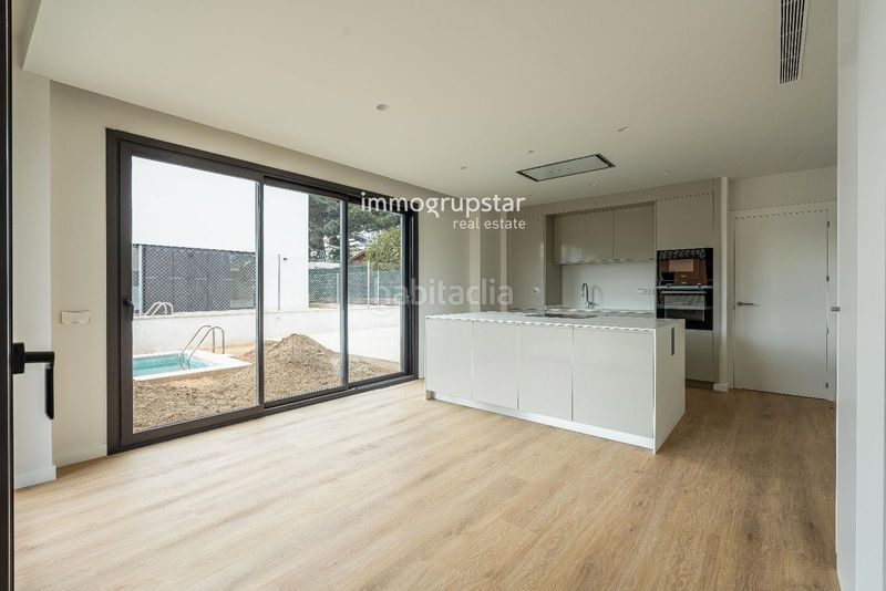 Foto a82c8fce-21a6-4084-90d6-91b9425cd0c6. Casa adossada amb calefacció aparcament piscina a Palamós