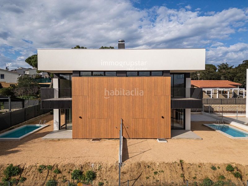 Foto f26edf6f-aea5-429f-b713-37eb90bf1618. Casa adossada amb calefacció aparcament piscina a Palamós