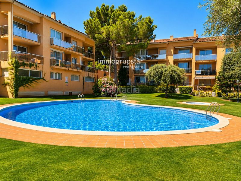 Foto b7f03caa-10f4-46f9-b7e1-a4106adaf1e6. Àtic amb calefacció aparcament piscina a Pals