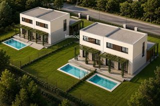 Casa adossada  Baix emporda. Exclusivas viviendas pareadas de obra nueva con jardín privado e
