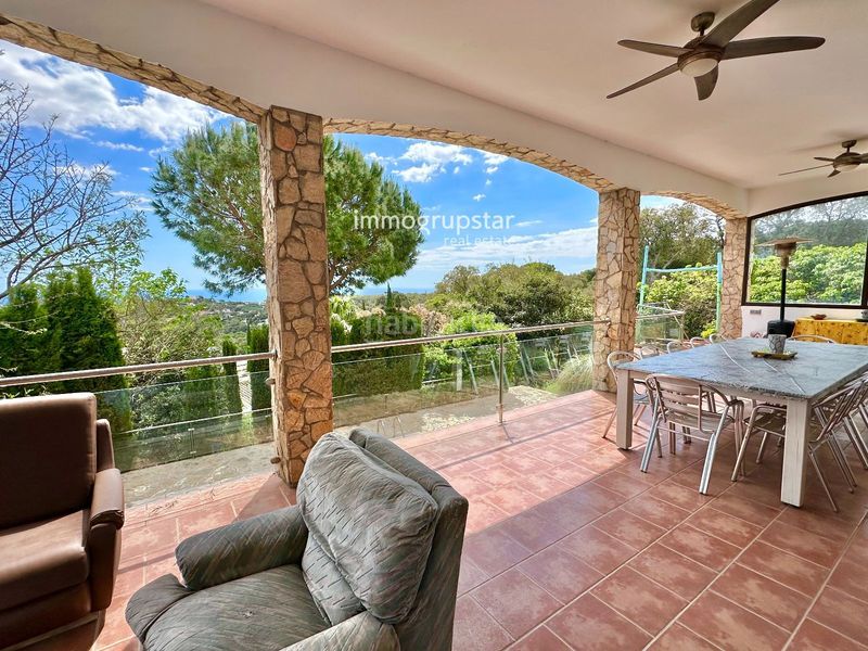 Foto b07fb3a2-3e16-408f-a03e-b6a4a368a237. Chalet elegante villa con piscina y vistas al mar platja daro en Platja d´Aro