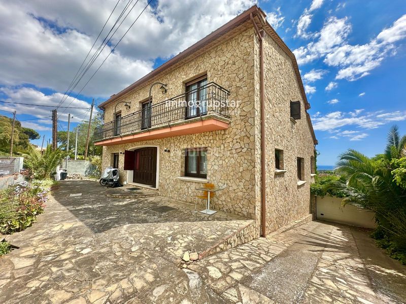 Foto cad0c6ad-ae56-4d5e-b033-90298bfecbc3. Chalet elegante villa con piscina y vistas al mar platja daro en Platja d´Aro