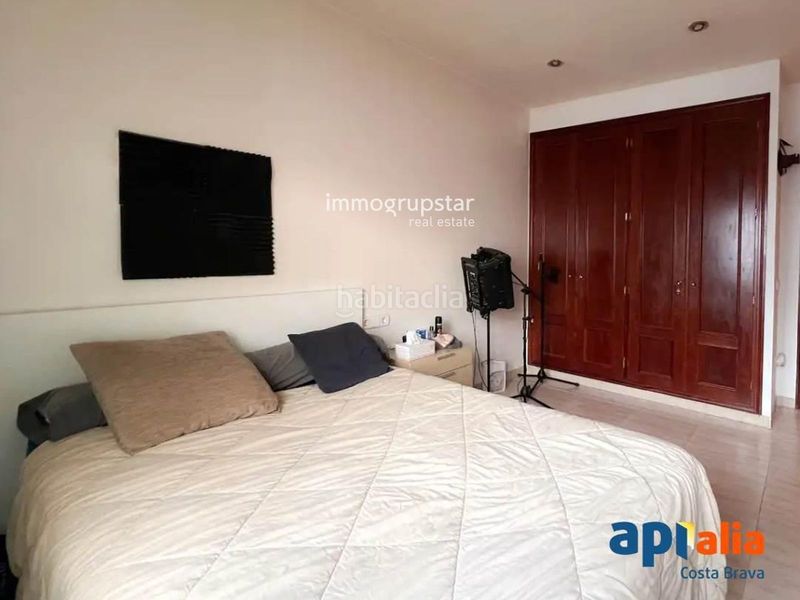 Foto 11ec3bdb-9c91-4fa5-a29a-04586af8ded7. Apartament amb calefacció aparcament a Eixample Sant Feliu de Guíxols