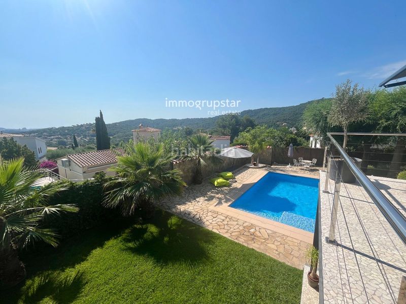 Foto 172c0089-ae8d-41fc-a7f1-7a4c3b1ae07f. Xalet amb calefacció aparcament piscina a Cabanyes-Mas Ambrós-Mas Pallí Calonge