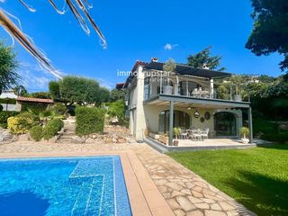 Xalet a Cabanyes-Mas Ambrós-Mas Pallí. Villa con licencia turística en calonge