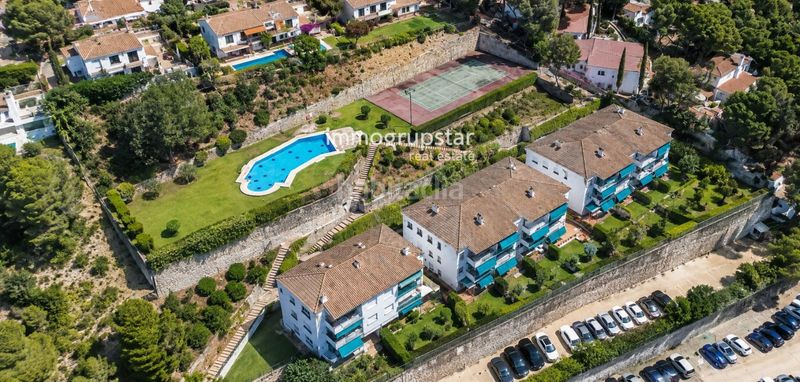 Foto 8a15ad4b-85c8-4c1a-a756-4ea077ff63ce. Pis amb aparcament piscina a Tamariu