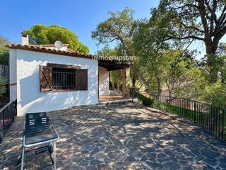 Chalet  Baix ebre. Casa para reformar con vistas al mar calonge