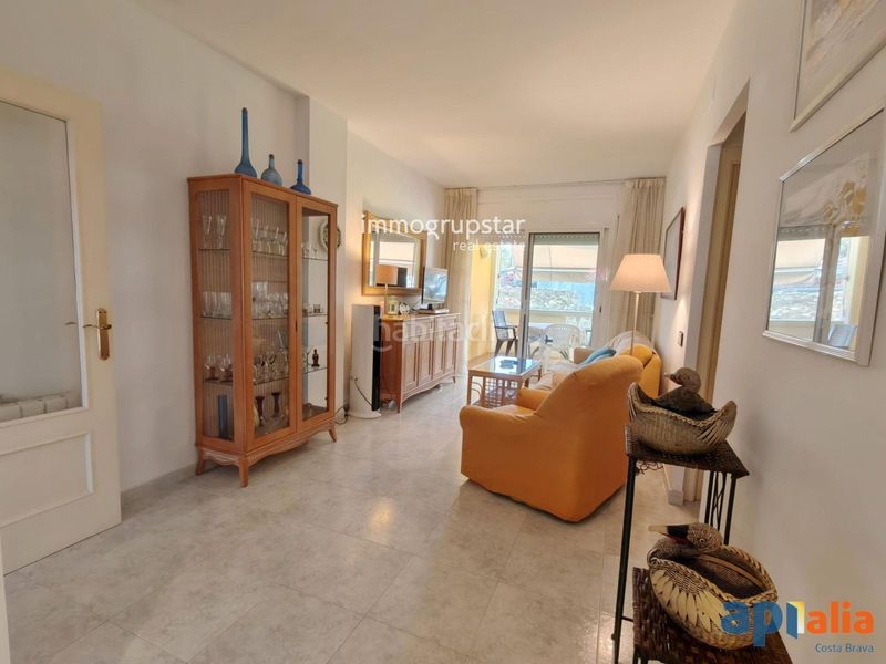 Foto 5bdc35c7-093b-4e96-8afa-9a72351488a2. Apartament amb aparcament piscina a Poble Calonge