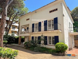 Casa  De lleida. Casa segunda línea del mar playa de aro
