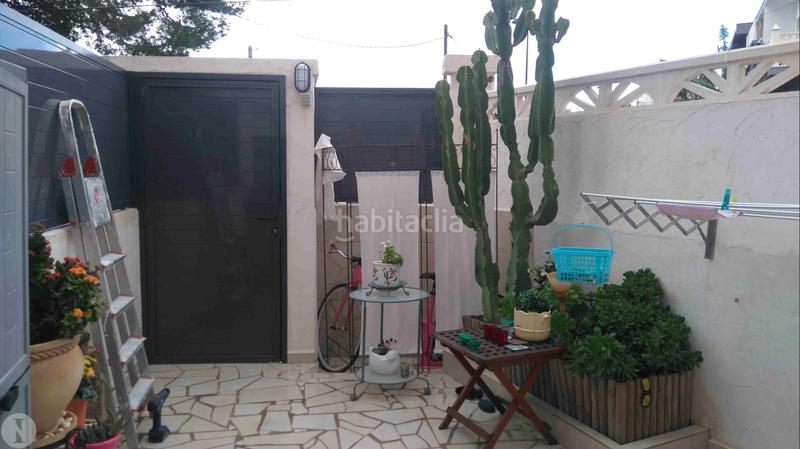 Foto 0a02b525-8b1d-4b12-9db4-bad000be8a48. Edifici a Ses Figueretes - Platja d'en Bossa - Cas Serres Ibiza