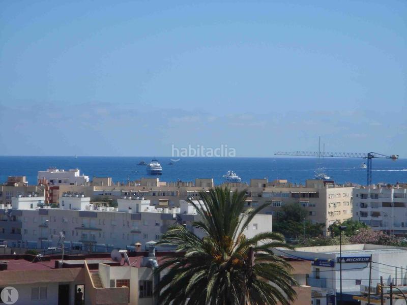 Foto 234afd96-fd6a-48f3-8561-671fc53e1b09. Edifici a Ses Figueretes - Platja d'en Bossa - Cas Serres Ibiza