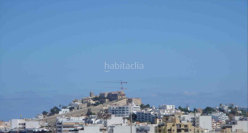 Foto 3d9f85af-a825-425e-885c-a3bd7b7e295d. Edifici a Ses Figueretes - Platja d'en Bossa - Cas Serres Ibiza