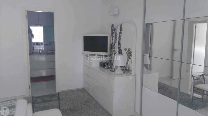 Foto 6e96e274-238e-4edc-918e-788347dc35d6. Edifici a Ses Figueretes - Platja d'en Bossa - Cas Serres Ibiza