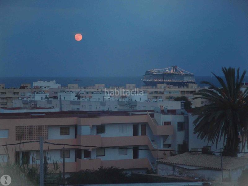 Foto 8ef6536b-c638-44df-93f2-d649b318b22f. Edifici a Ses Figueretes - Platja d'en Bossa - Cas Serres Ibiza