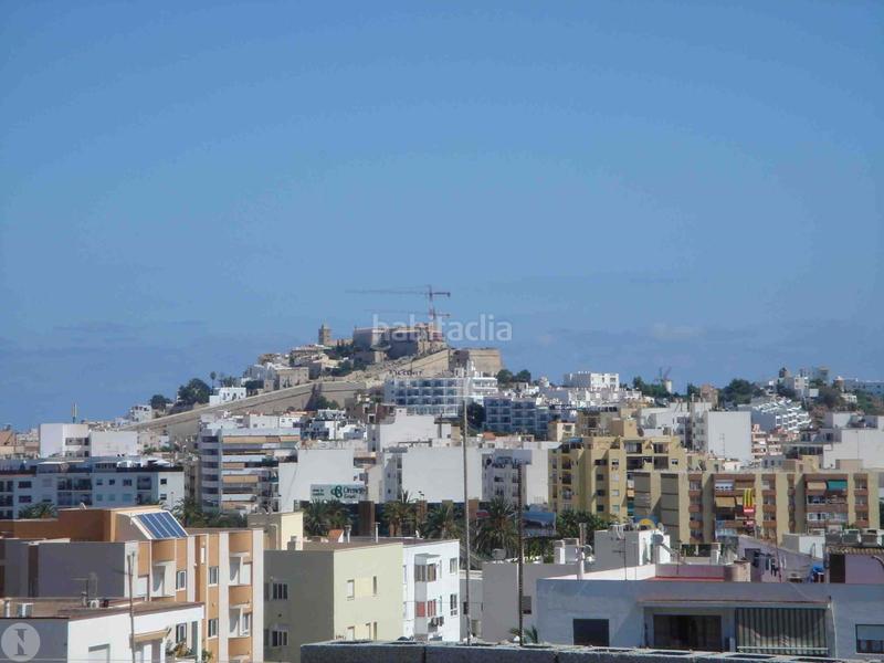 Foto 916af9be-f0b0-4847-b957-ab3ab462cfee. Edifici a Ses Figueretes - Platja d'en Bossa - Cas Serres Ibiza