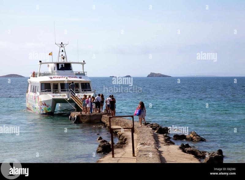 Foto aa94123b-0abd-4ace-b116-2ad9b1f01c4e. Edifici a Ses Figueretes - Platja d'en Bossa - Cas Serres Ibiza