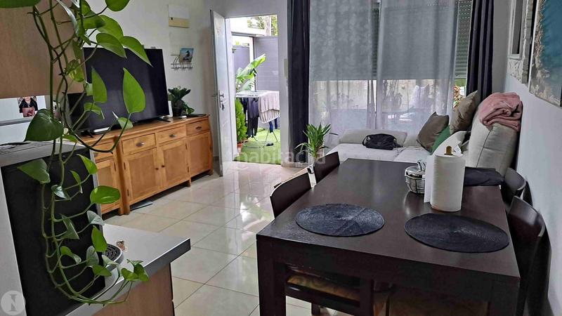 Foto b03eea23-0a35-45dd-b7d2-f9fbde601d89. Edifici a Ses Figueretes - Platja d'en Bossa - Cas Serres Ibiza