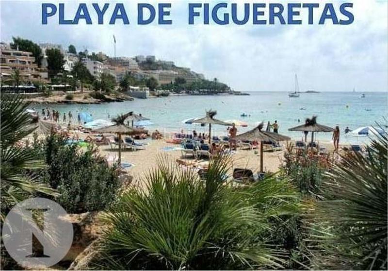Foto ee385fb2-87a8-425c-baac-683382458b2b. Edifici a Ses Figueretes - Platja d'en Bossa - Cas Serres Ibiza