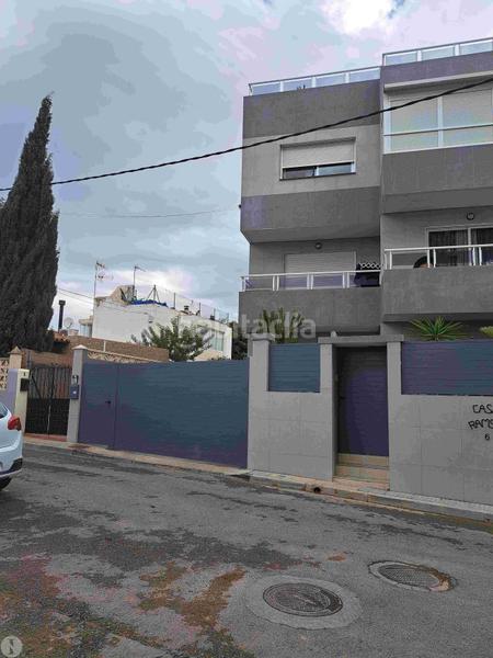 Foto f337ac76-7d15-4732-8bcc-c5b7f8fe5fcd. Edifici a Ses Figueretes - Platja d'en Bossa - Cas Serres Ibiza