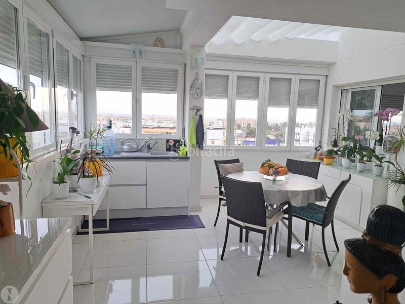 Foto fb14c253-2fc4-44f9-9958-52dd8573e295. Edifici a Ses Figueretes - Platja d'en Bossa - Cas Serres Ibiza
