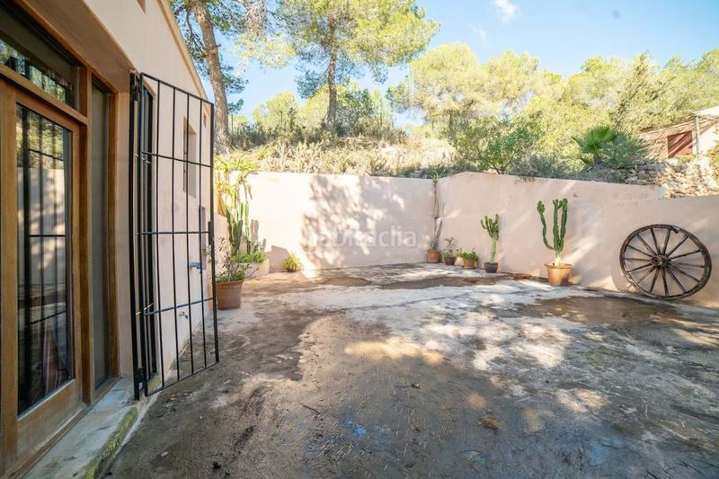 Foto eaf3c2a0-1ec5-44f1-ab47-29b4cc49468a. Haus mit parking in Es Cubells Sant Josep de sa Talaia
