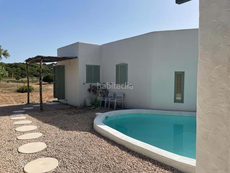 Foto a5a63a9a-1fdd-45ed-a127-363c0d8cbf64. Casa amb piscina a Formentera