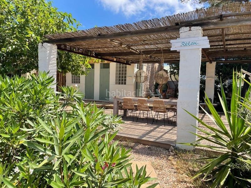 Foto ac976a46-7d23-478e-b5cd-0393c22957ff. Casa amb piscina a Formentera