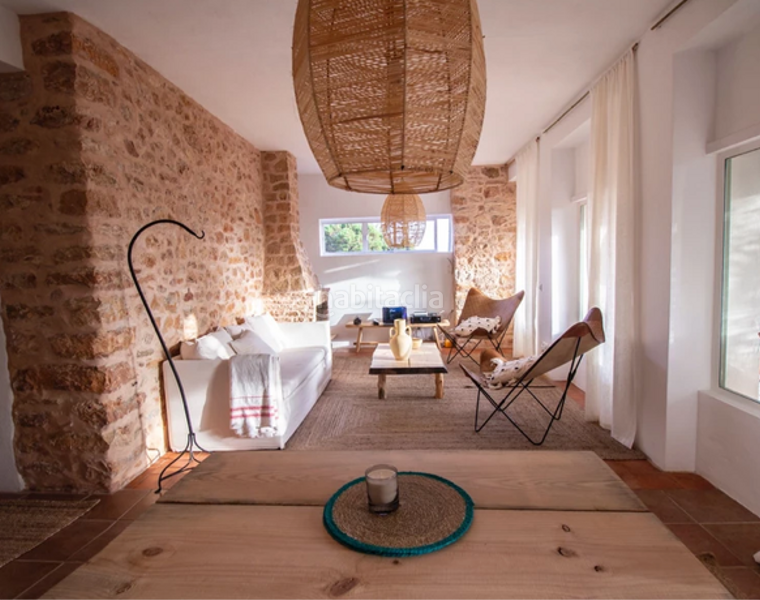 Foto e213d1ca-b9f0-4b89-96a9-83c301eb9232. Casa amb piscina a Formentera