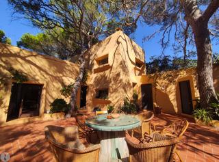 Casa  N/a. Residencia con gran ocupación en portossalerubicación formentera