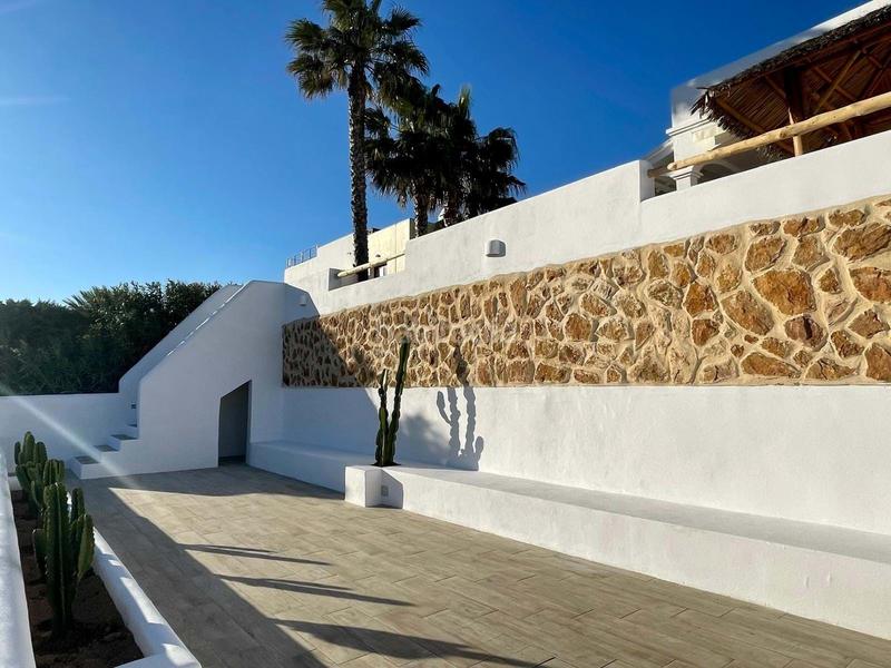 Foto 906deaf2-f8a7-47aa-8e7a-628adfbd9fc8. Maison jumelée avec piscine dans Cala Vedella-Cala Tarida Sant Josep de sa Talaia