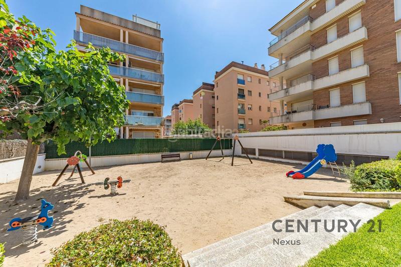 Foto 1a8e66fd-abd4-436a-8147-d0a4de8ff993. Pis a carrer de salvador espriu a L´Estany Calafell