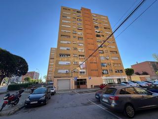 Flat  Grup vint-i-cinc de setembre, 46, rubí, spain 46. Oportunidad de inversión en rubí  piso en proceso de desokupació