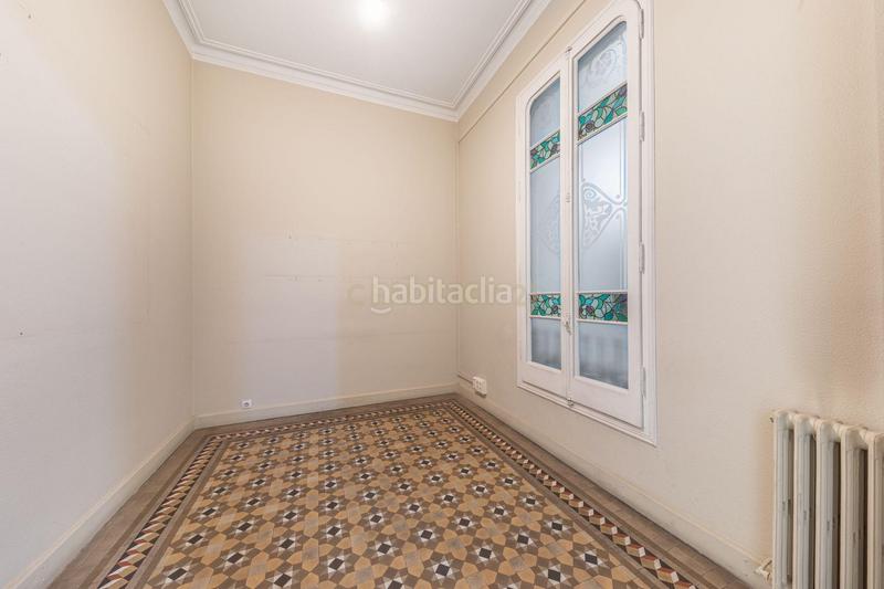 Foto 8dc47189-1e62-46da-8501-2ec3553b2375. Lloguer local comercial a provença 286 a Dreta de l´Eixample Barcelona