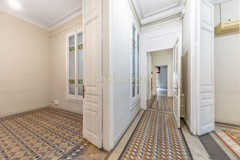 Foto 2298cd77-8ee5-456a-906b-1aaea891a7d6. Miete geschäftsraum in provença 286 in Dreta de l´Eixample Barcelona