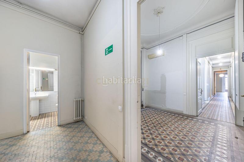 Foto 5d6fde84-4395-4cbe-81e4-57372b34af43. Miete geschäftsraum in provença 286 in Dreta de l´Eixample Barcelona