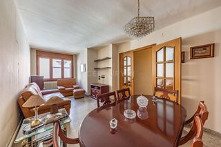 Casa a Carrer del riumundé, 37, centelles, spain. Oportunidad de inversión en centelles  edificio completo en ubic