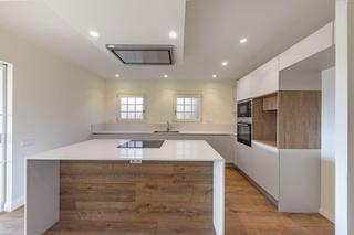 Rent Apartment in Carrer de provença, 286-288, barcelona, spain 286-288. Excepcional ático dúplex con 3 terrazas y vistas a la pedrera