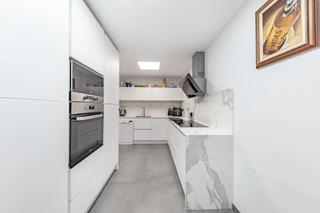 Piccolo appartamento in Castell-Poble Vell. Piso reformado con patio privado en castelldefels centro