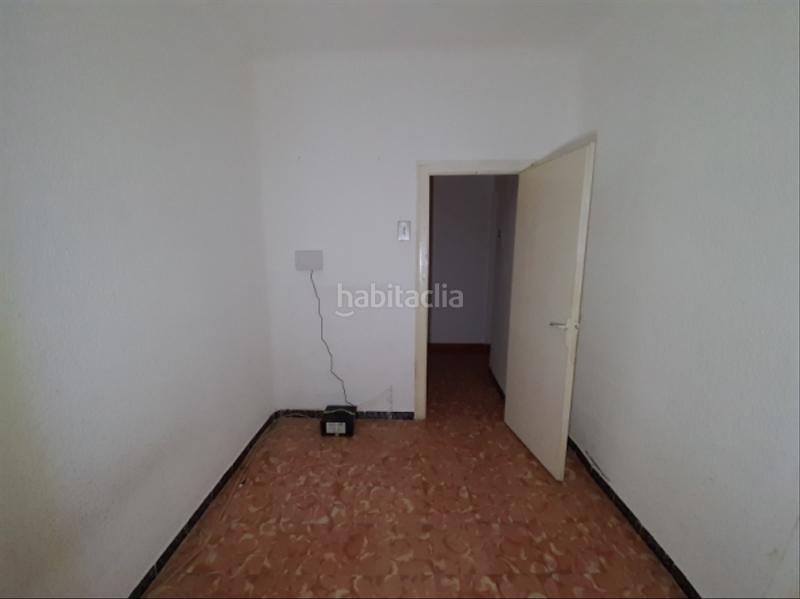 Foto c969631e-a2b4-4d95-9002-8213ce3b4be8. Appartement dans calle cantarell 4 escalera 1 planta 3 puerta 1 dans Manresa