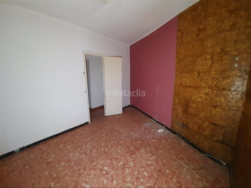 Foto fe598735-d29f-42fb-aa50-0046b9ee7c6c. Appartement dans calle cantarell 4 escalera 1 planta 3 puerta 1 dans Manresa