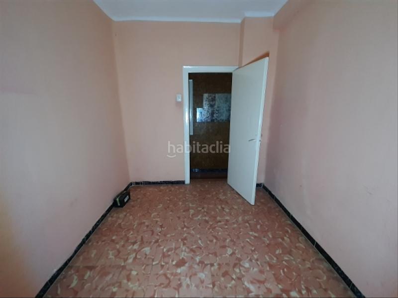 Foto 7db088f3-13e9-489f-8054-b7bd6ec68b86. Appartement in calle cantarell 4 escalera 1 planta 3 puerta 1 in Manresa