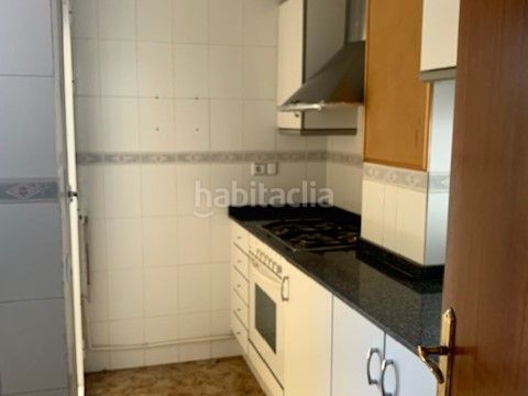 Foto a4493c68-a2b6-4d3a-b1c8-176cf7ea9855. Piccolo appartamento in breton in Ca n'Aurell Terrassa