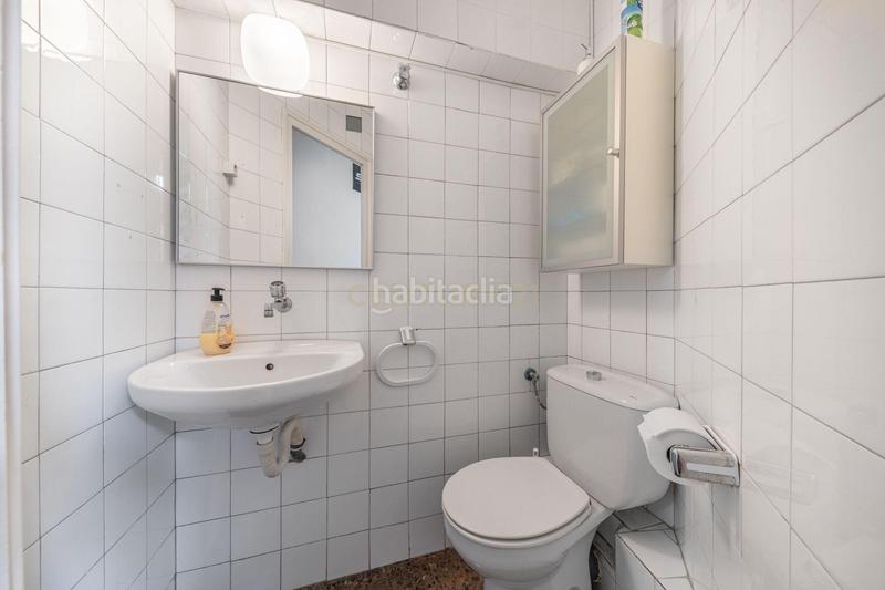 Foto ae0430c8-3e9f-4403-8690-fb2f4386b18d. Geschäftsraum in carrer de floridablanca in Sant Antoni Barcelona