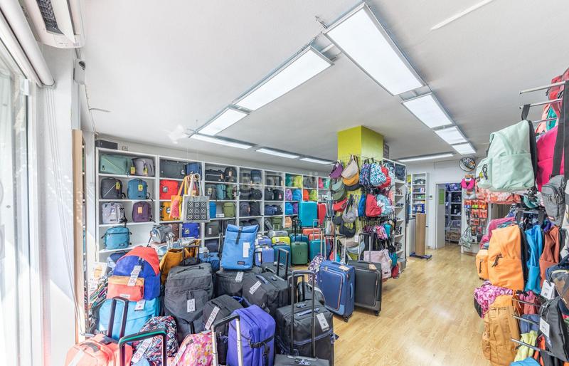 Foto d61d967c-71a9-4040-8a9e-b454c790a2a4. Geschäftsraum in carrer de floridablanca in Sant Antoni Barcelona