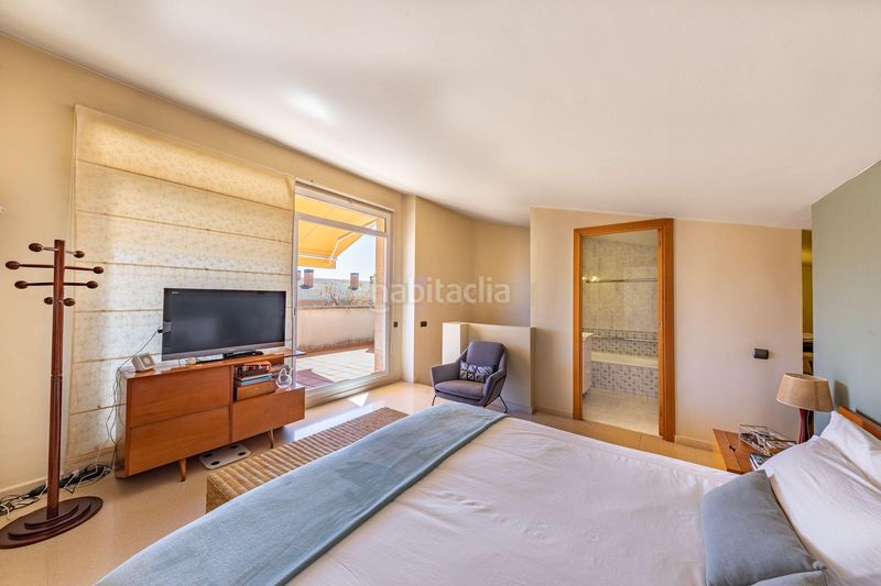 Foto bf321db4-6563-47c1-9041-0d6f70f90086. Semi detached house in carrer d'ordal in Mira-sol Sant Cugat del Vallès