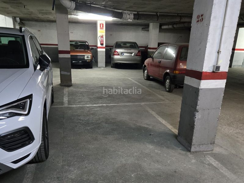 Foto e20f8e7a-e1bf-4c25-b33b-f7725a2cdf09. Aparcament cotxe a barcelona a Poble Sec Igualada