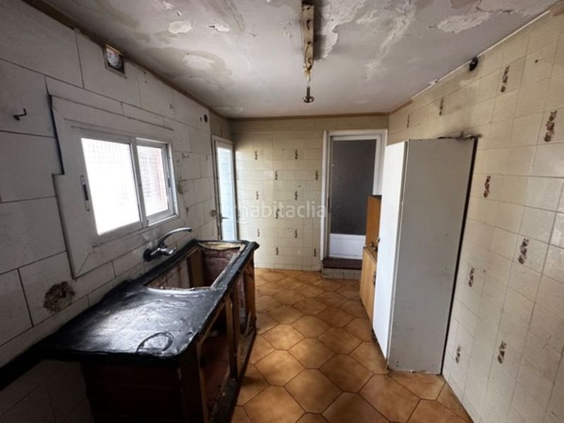 Foto 5234c866-6604-40b1-bc73-eb1383623034. Apartamento en sant cosme en Ca n'Anglada Terrassa